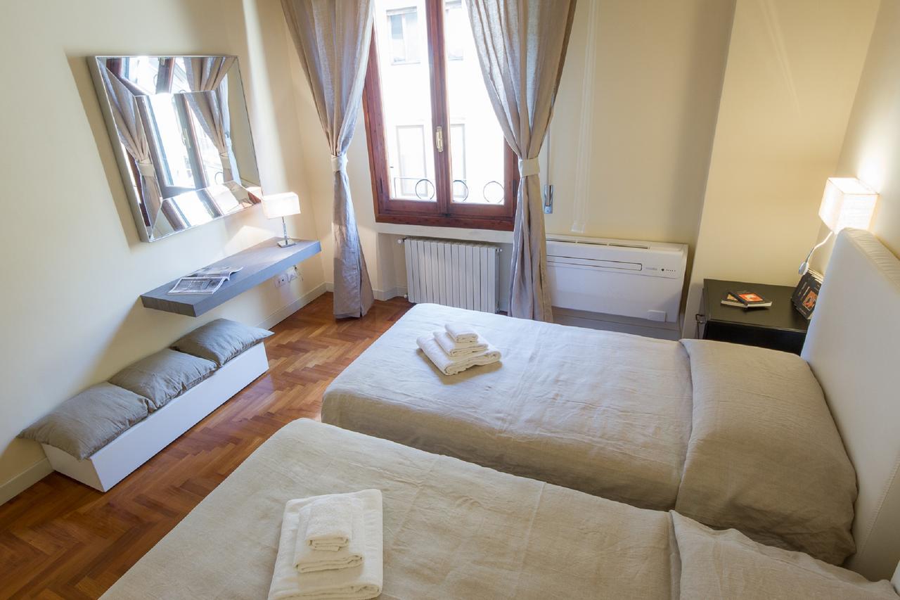 Apartments Florence - Le Por Santa Maria ภายนอก รูปภาพ